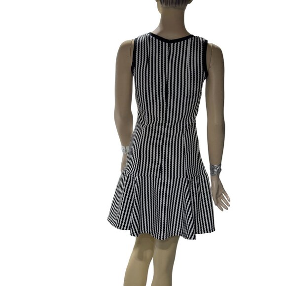 AQUA Women's Dress Black White Stripe Drop Waist Stretch Flounce Bottom Size M - Picture 9 of 12